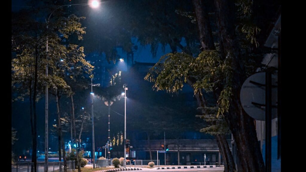 Lampu Jalan Dan Keamanan Kota