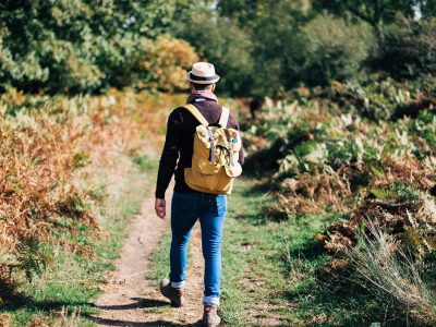 Perjalanan Menelusuri Jejak Petualangan Backpacker