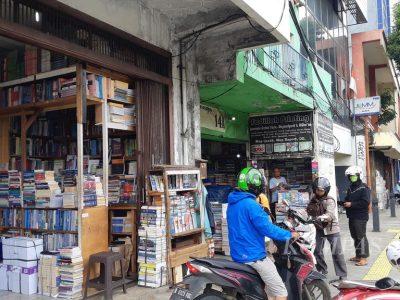 Pengaruh Teknologi Terhadap Industri Penerbitan Buku