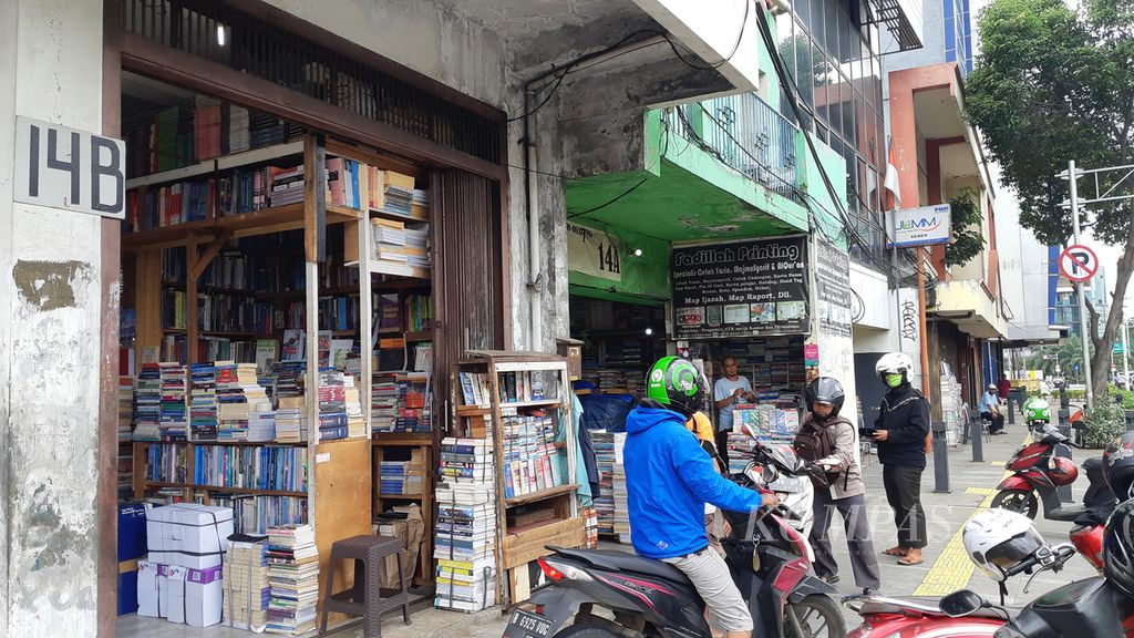 Pengaruh Teknologi Terhadap Industri Penerbitan Buku