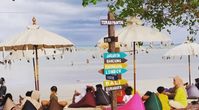 Relaksasi Sempurna Di Pantai Pasir Padi Pangkalpinang