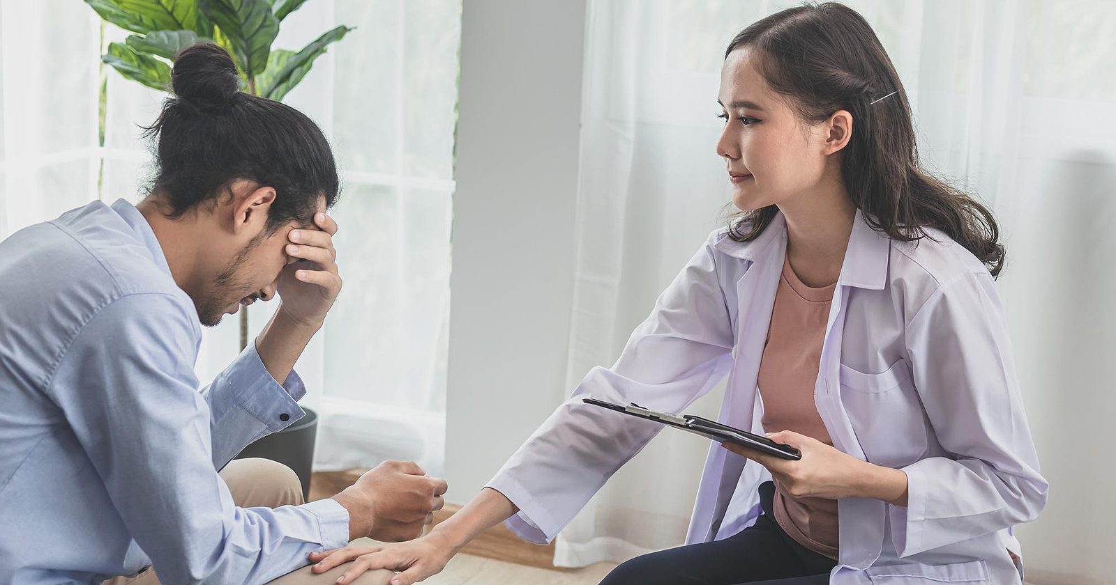 Strategi Mengatasi Depresi Musiman Di Musim Hujan