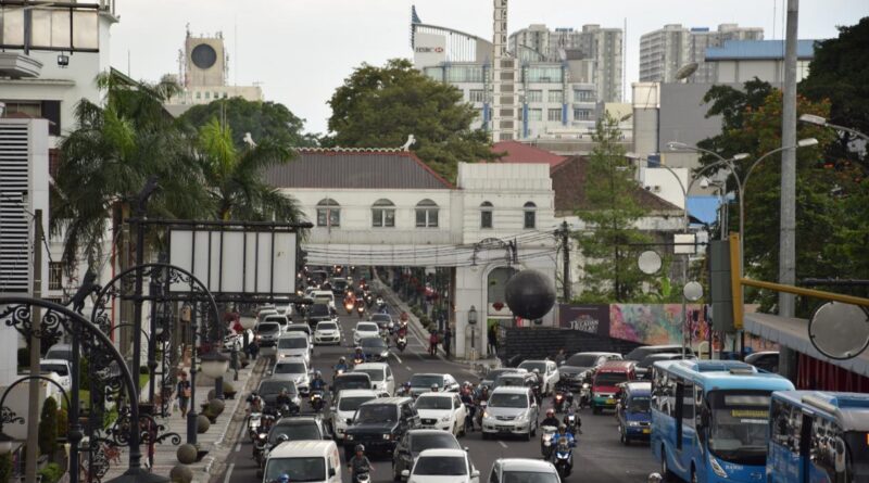 Dampak Urbanisasi Terhadap Kehidupan Di Perkotaan Indonesia