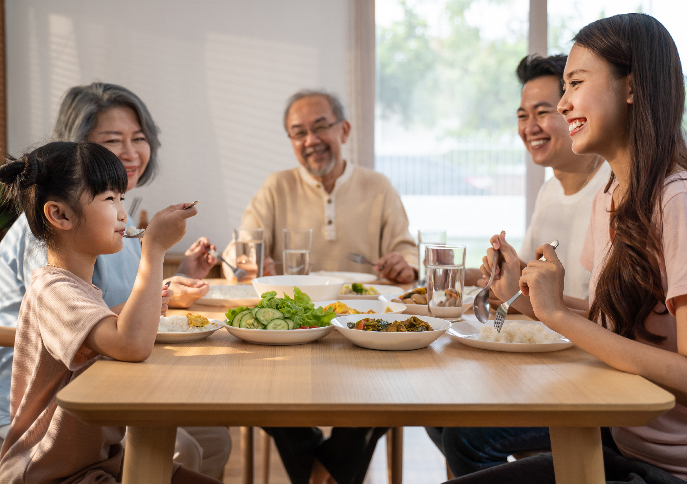 Makan Siang Bergizi Untuk Menjaga Konsentrasi Di Kantor
