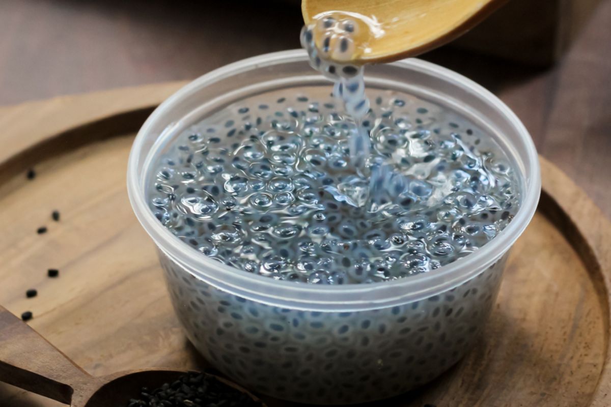 Biji Selasih Manfaat Dan Khasiatnya Yang Bagus Untuk Tubuh