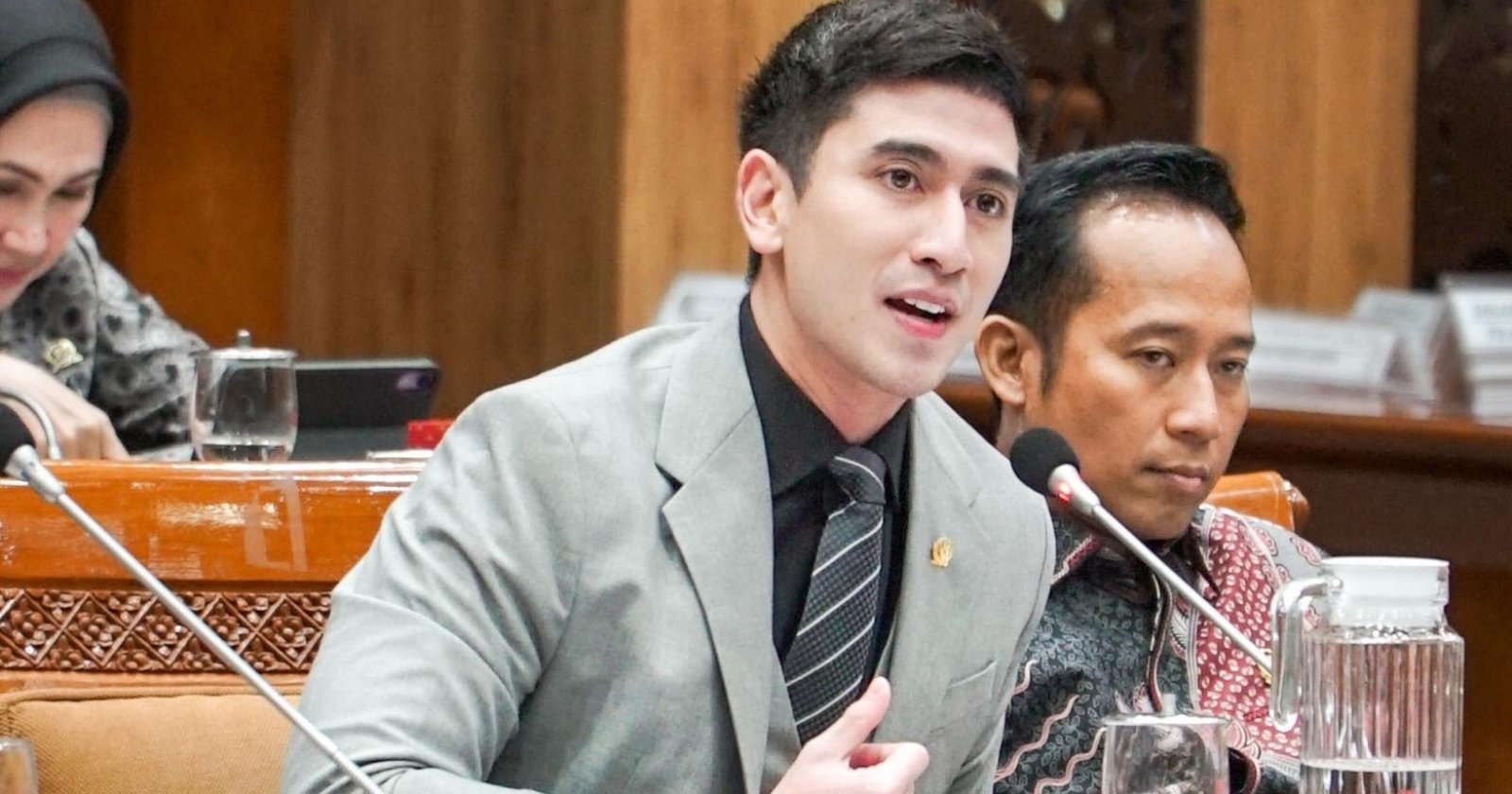 Verrel Bramastya Kritik Kebijakan KDM, Sebut Tak Pro Rakyat