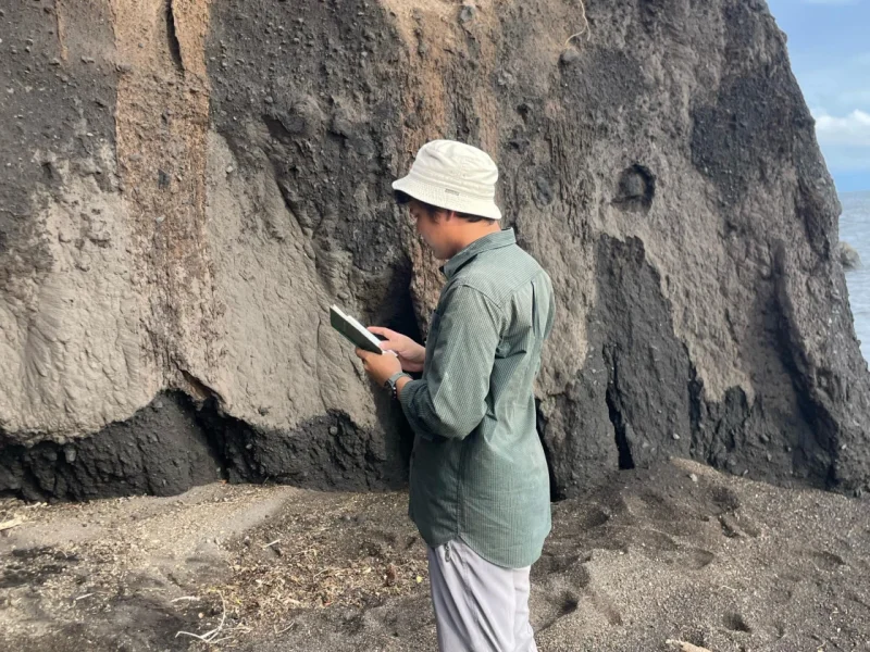 Meneliti Aktivitas Vulkanik Melalui Perspektif Geologi