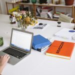 Tren Side Hustle Terbaru: Pekerjaan Menghasilkan Era Digital