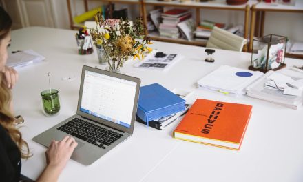 Tren Side Hustle Terbaru: Pekerjaan Menghasilkan Era Digital