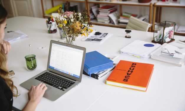 Tren Side Hustle Terbaru: Pekerjaan Menghasilkan Era Digital