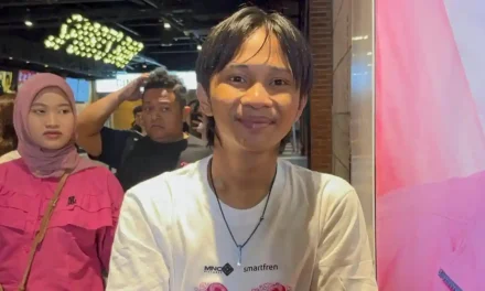 Riders Mewah Fajar Sadboy: Dari Mobil Alphard Hingga Bedak Dior