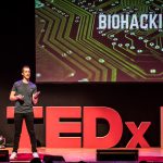 Dampak Biohacking: Benarkah Bisa Memperpanjang Umur?