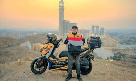 Daeng Anshar Bercerita Pengalaman Touring 7 Bulan ke Makkah, Naik Yamaha XMAX Tempuh 27.000 Km