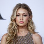 Gigi Hadid Supermodel Dengan Wajah Yang Khas
