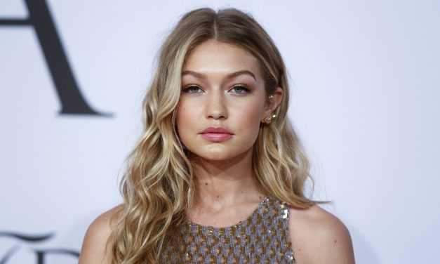 Gigi Hadid Supermodel Dengan Wajah Yang Khas