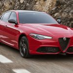 Alfa Romeo Giulia Sedan Sport Dengan Desain Yang Ikonik