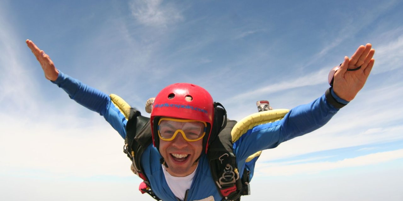 Olahraga Skydiving, Persiapan Meluncur Dari Ketinggian