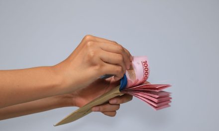 Hidup Tanpa Utang, Gaya Hidup Finansial Sehat