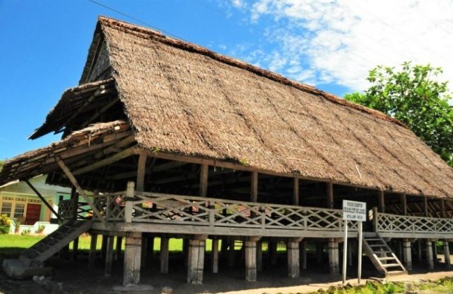 Rumah Baileo