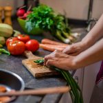 Tips Memasak Makanan Sehat Bergizi Untuk Keluarga