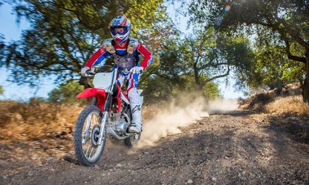 Honda CRF150L Motor Trail Tangguh Untuk Segala Medan
