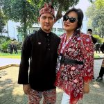 Iko Uwais dan Audy Item Umumkan Kehamilan Anak Ketiga