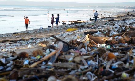 Pantai Terkotor Yang Terdapat Di Belahan Dunia