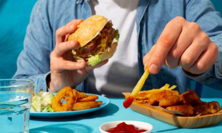 Mengenal Cheating Day, Berikut Manfaat Dan Tips Menerapkannya