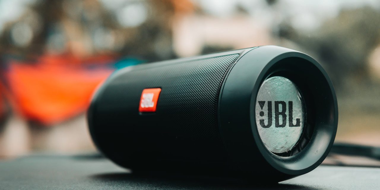 Speaker Portable Paling Oke Di Tahun Ini Spek Mumpuni
